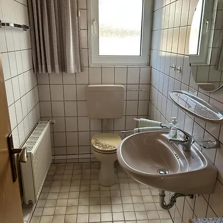 Haus-dornroeschen-wohnung-kaap דירה